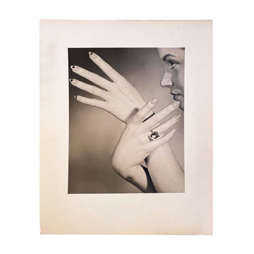 Midcentury Photographs By British Photo Journalist Ian Harris