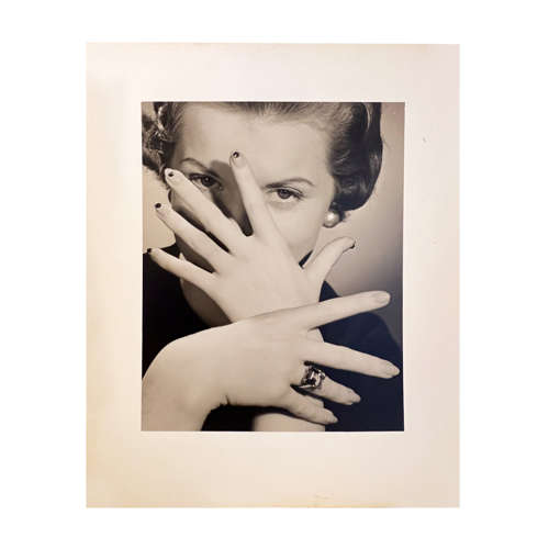 Midcentury Photographs By British Photo Journalist Ian Harris