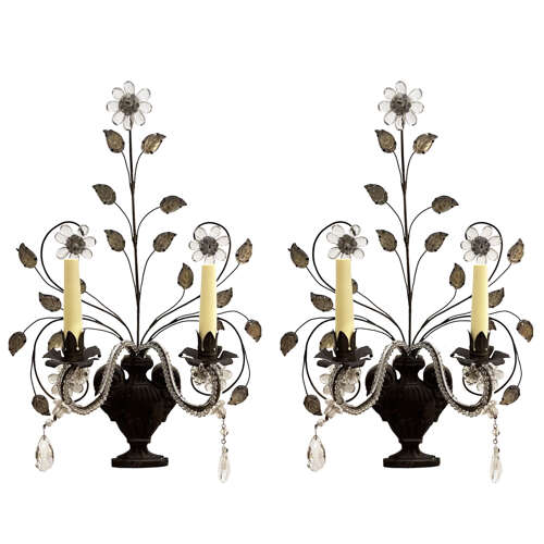 Pair of 1920s Baguès Style Wall Sconces With Leaves and Flowers